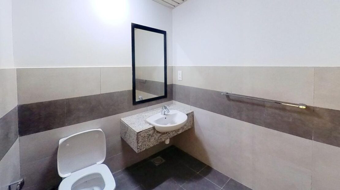 Emaar Pearl Tower 1 Bathroom 2 1 1110x623