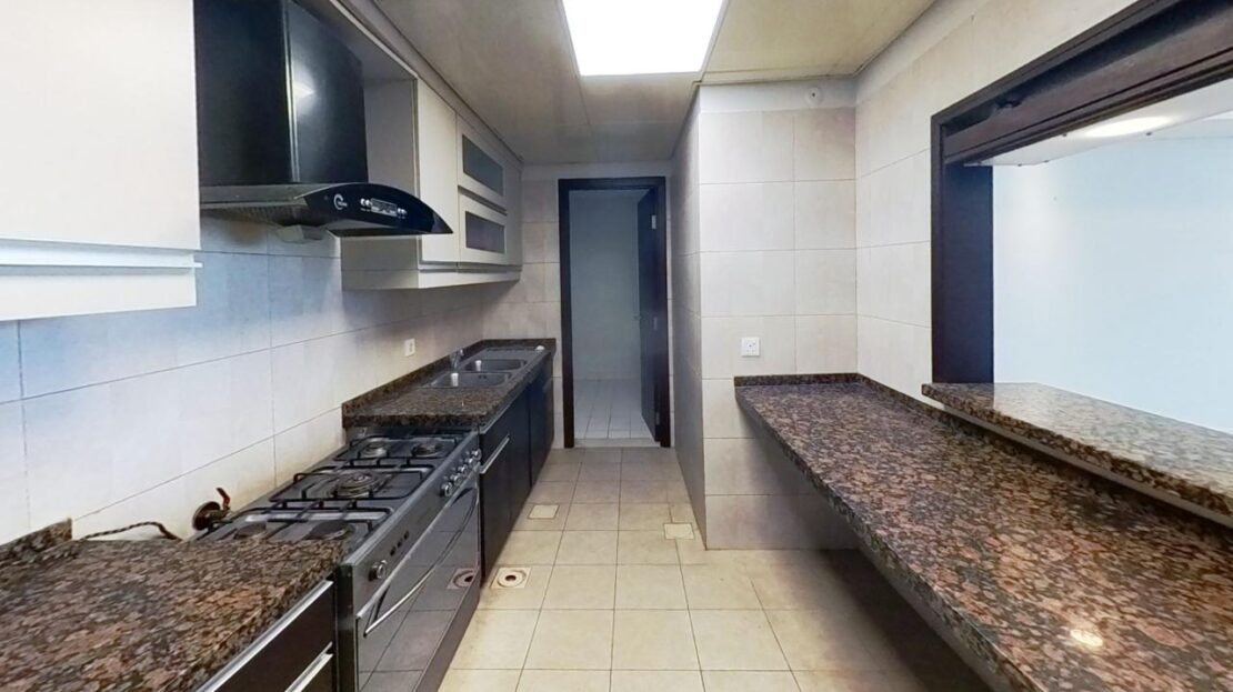 Emaar Pearl Tower 1 Kitchen 1110x623