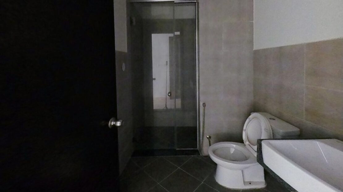 Pearl Tower 3 Bathroom 2 1110x623