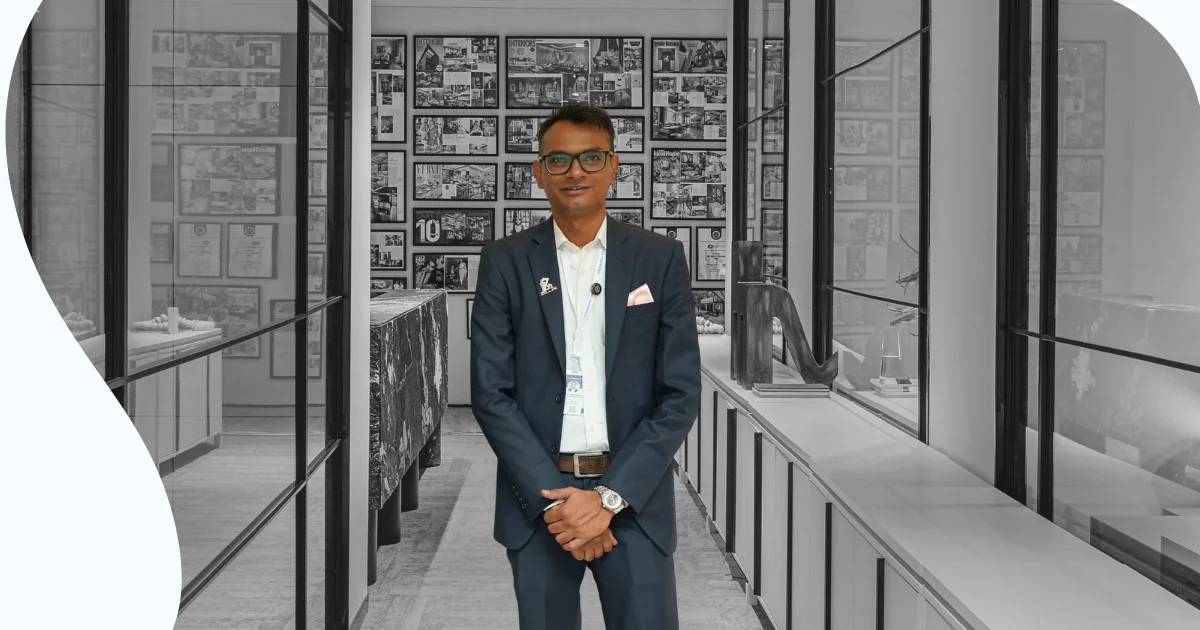 Portrait of Waqas Mubbushir, Director & CTO/CMO of Zell Properties